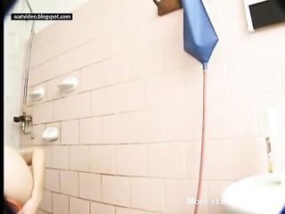 Kinky Girl Has Enema And Smears Some Scat On Her