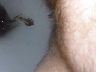 BBW With Hairy Pussy Taking Nice Dump And Piss For Us Live