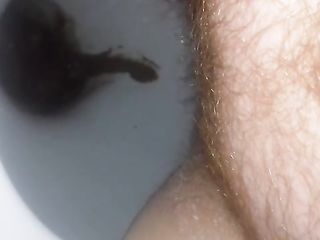 BBW With Hairy Pussy Taking Nice Dump And Piss For Us Live